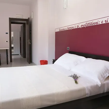 Persi Nel Sud, 住宿加早餐酒店 3*