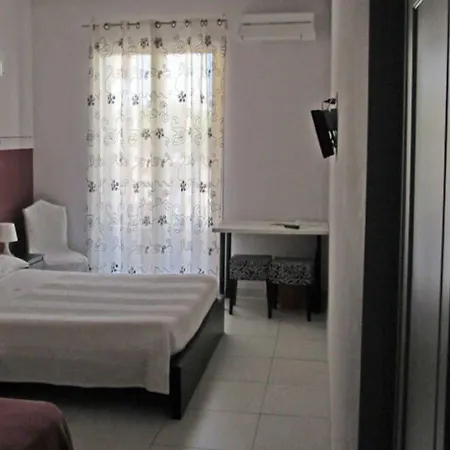 住宿加早餐酒店 Persi Nel Sud,